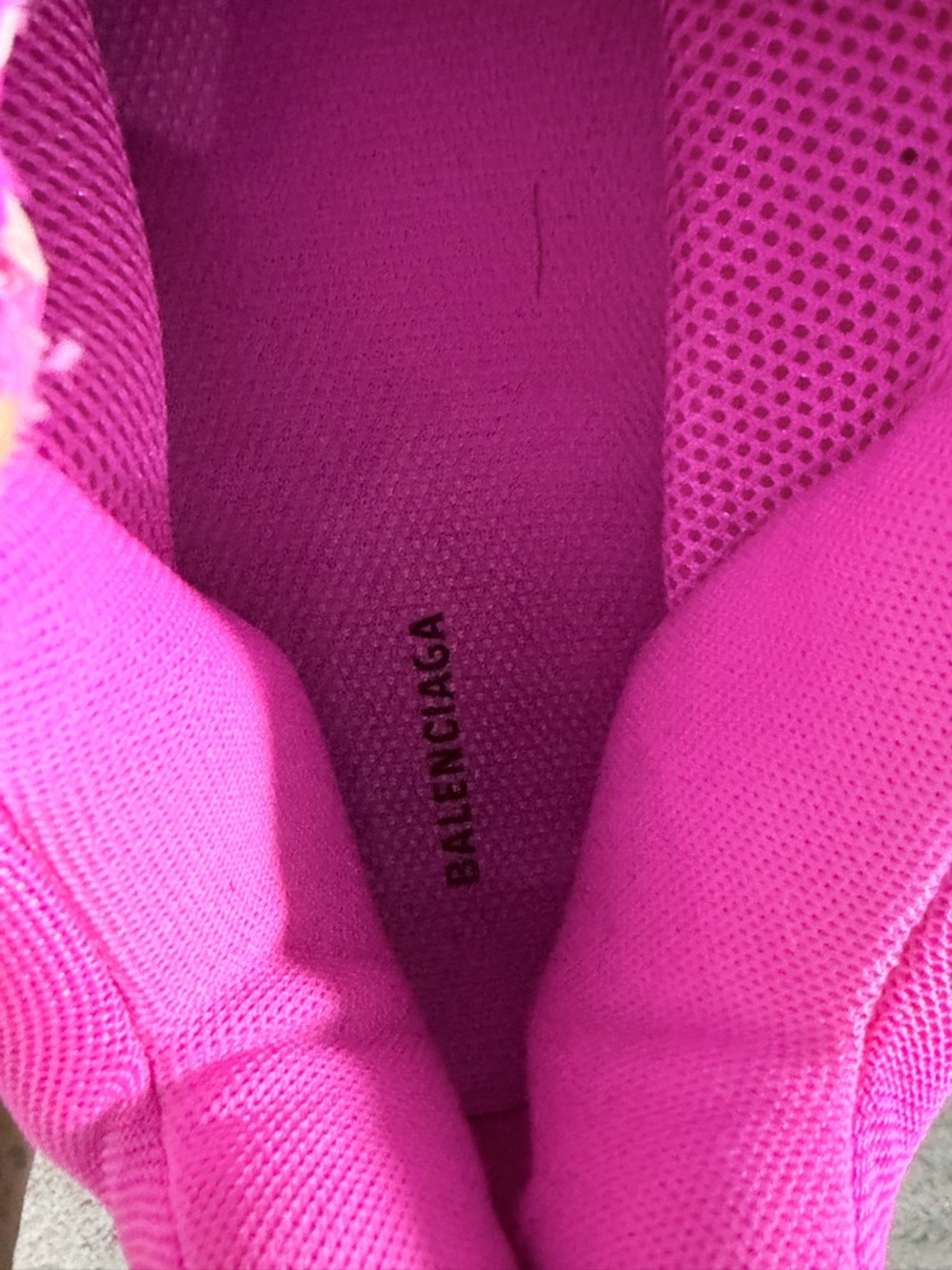 Balenciaga Chunky Triple-S Trainers in Vibrant Pink - Picture 6 of 9